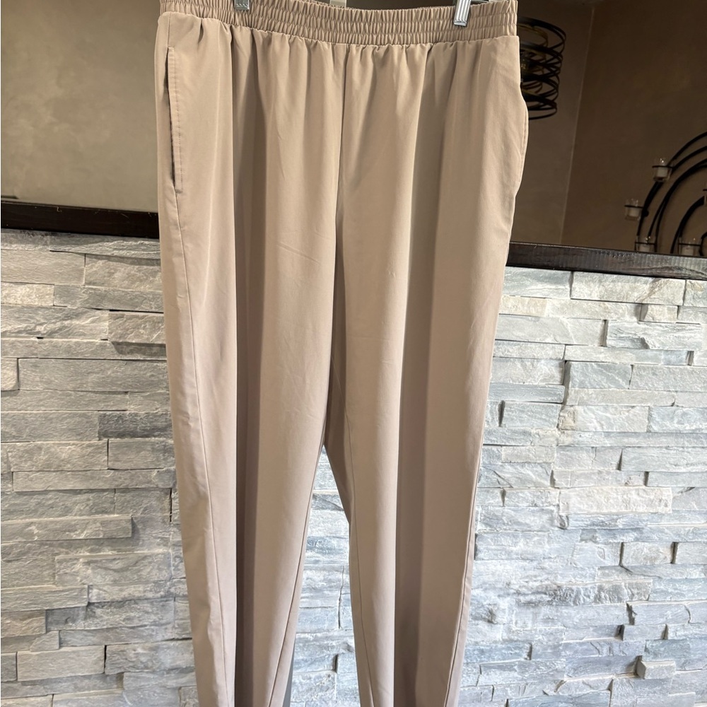 Simply Vera Vera Wang Men's Elastic-Waist Chinos - Light Tan